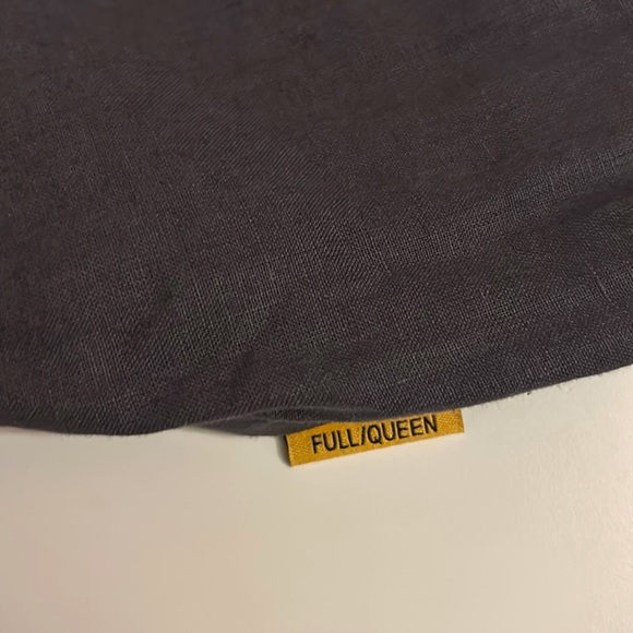 Quince European Linen Duvet Cover Set color: Charcoal size: full/queen - Picture 10 of 10